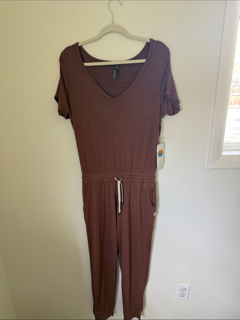 Vuori Women's Short Sleeve V-Neck Jumpsuit in Brown
